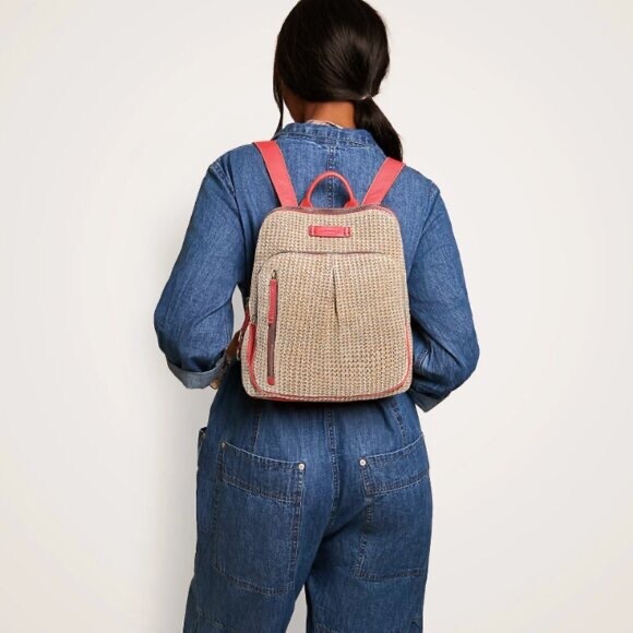dior backpack mini splatter paint // 2021 White & Navy DiorTravel Nylon – VSP Consignment Species_Flounder Color:OAK paint splatter print DIMENSIONS A Dated '90s Bag